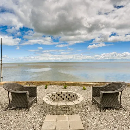 Serene Lakefront Standish Home With Fire Pit!